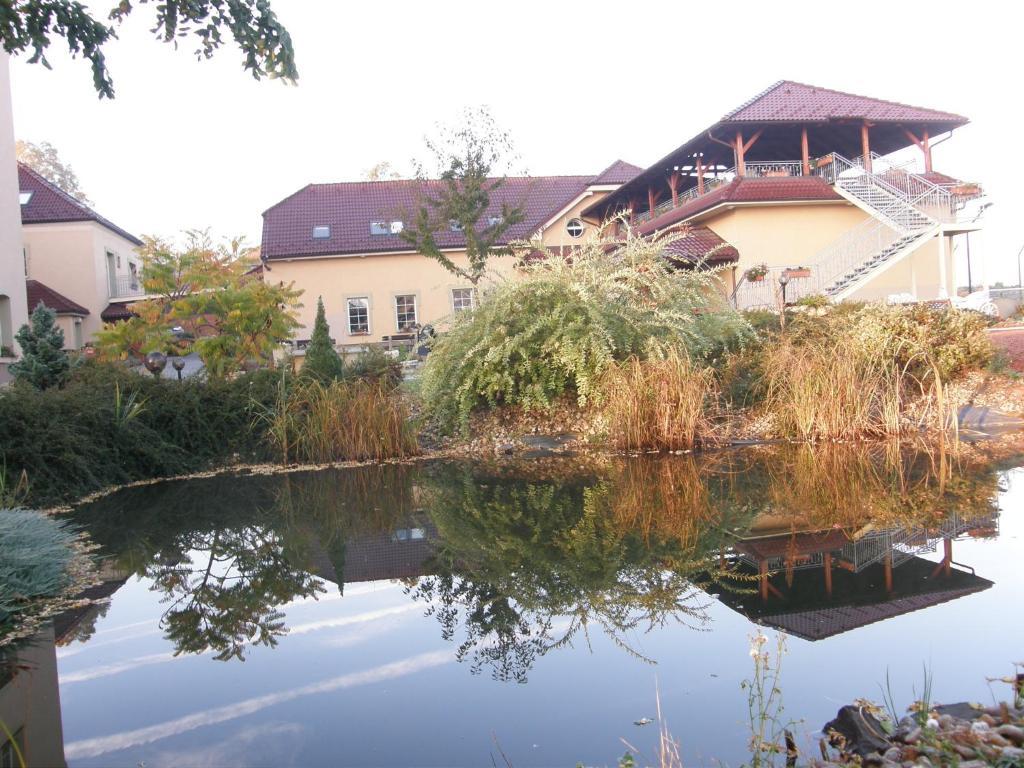 Hotel Allvet Drnovice  Exterior foto